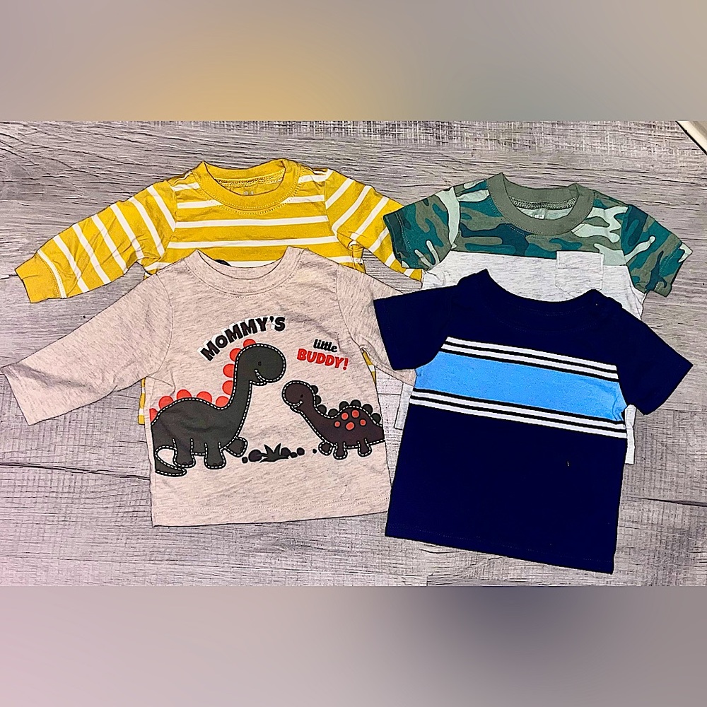 Carter’s size 0-3 months - 2 short sleeve and 2 long sleeve